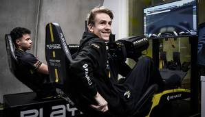 Simon Weigang und Cedric Thome vom Vitality Team zeigen ihre Skills am Formel 1 Headquarter von Renault in Enstone.