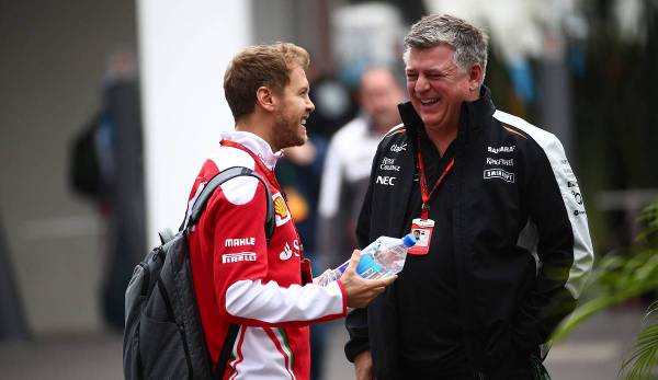 Sebastian Vettel und Racing-Point-Teamchef Otmar Szafnauer sollen angeblich bereits verhandelt haben.