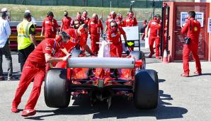 Tuttosport: "Schauderhaftes Rennen im Mugello. Ferrari versinkt immer tiefer in der Krise. Die Enttäuschung und der Frust der Tifosi wächst, vor allem, weil immer noch kein Ausweg in Sicht ist."