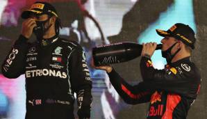 Max Verstappen und Lewis Hamilton auf dem Podest.