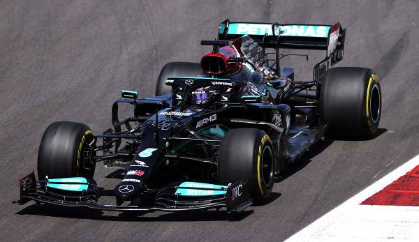 Lewis Hamilton will auf die Pole fahren.