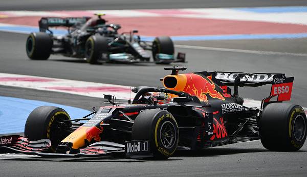 Max Verstappen und Lewis Hamilton kämpfen um die Weltmeisterschaft.