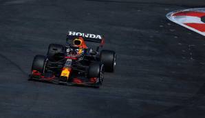 In Interlagos liefern sich Max Verstappen und Lewis Hamilton das nächste Duell.