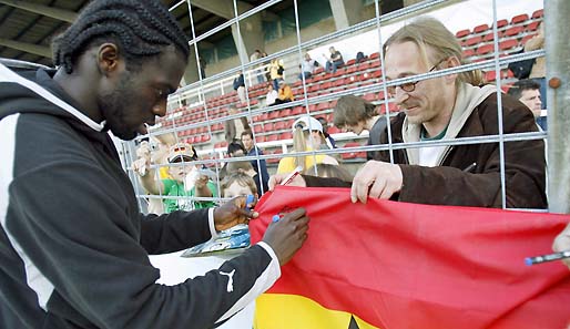 Hans Sarpei vertritt Ghana beim Afrika-Cup in Angola