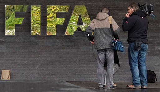 Die FIFA überlegt die Lizenzpflicht für Spielervermittler abzuschaffen