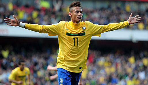 Brasilien-Star Neymar wurde in seinem Heimatland zum Fußballer und Stürmer des Jahres gewählt