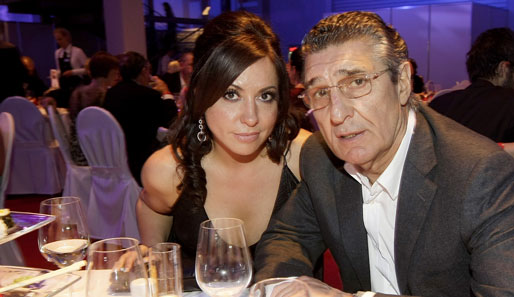 Oktober 2008: Rudi Assauer zusammen mit der Schauspielerin Simone Thomalla