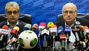 Sepp Blatter sprach sich gegen das im Iran herrschende Frauen-Verbot in Stadien aus