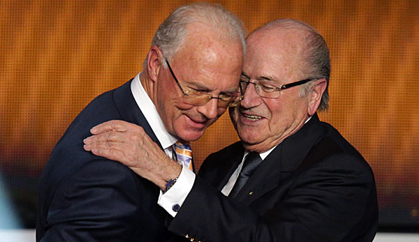 Franz Beckenbauer (l.) und Sepp Blatter haben alle Unstimmigkeiten ausgeräumt