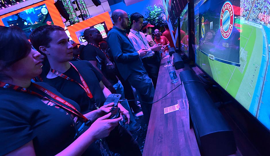 EA Sports hat die ersten Spielerwerte bei FIFA 18 veröffentlicht - jedes Jahr wieder ein heißes Thema. SPOX zeigt die Plätze 100 bis 51 der besten virtuellen Profis