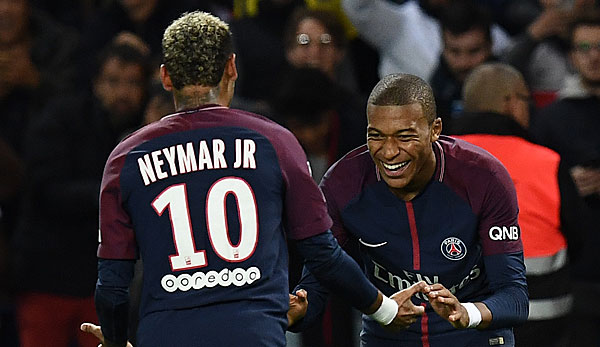 Neymar und Kylian Mbappe kosteten im Sommer gemeinsam rund 400 Millionen Euro