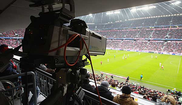 Hier erfahrt ihr, welche Fußballspiele ihr heute live im TV oder Livestream sehen könnt.