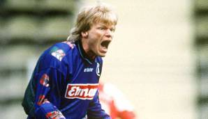 Kahns Durchbruch ließ jedoch noch auf sich warten. Erst 1990 erkämpft er sich einen Stammplatz im Team von Winfried Schäfer. Von jener Saison an machte der Blondschopf auch außerhalb von Baden von sich reden.
