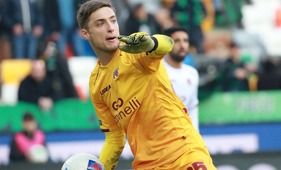 TORWART | Alessandro Plizzari | Livorno | 19 Jahre | 66 | 84 POT | 2,3 Millionen Euro.