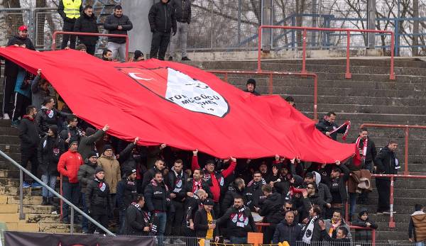 Türkgücü München kämpft um den Aufstieg, der aufgrund der Coronakrise in Gefahr steht.