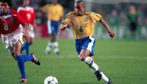 Roberto Carlos (Brasilien): Der damals frischgebackene CL-Sieger musste bis 2002 warten, ehe es mit dem WM-Titel klappte. Gewann insgesamt dreimal mit Real die CL und beendete die Karriere 2015 in Indien.