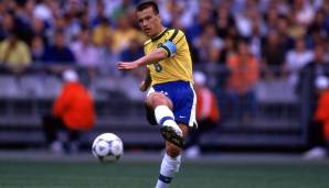 Carlos Dunga (Brasilien) - Der Weltmeister von 1994 führte sein Team in Frankreich immerhin ins Finale. Der Ex-Stuttgarter verließ nach der WM Jubilo Iwata und schloss sich Internacional in der Heimat an. Karrierrende 2000. Trainierte die Selecao.