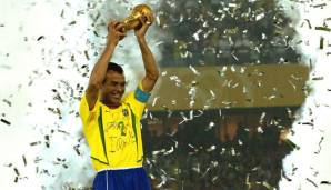 Der brasilianische Weltmeister Cafu feiert am heutigen 7. Juni seinen 51. Geburtstag. Bei der Fußballsimulation FIFA gehörte er zu den Koryphäen - aber er ist nicht der beste Rechtsverteidiger seit FIFA 05. Wir zeigen Euch das Ranking.