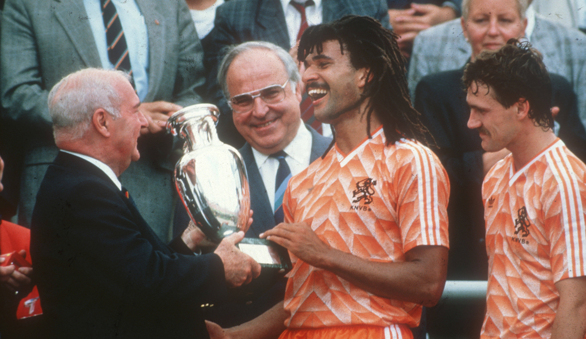 Am 24. Juni 1988 feierte die Niederlande zum ersten und bisher einzigen Mal den Europameister-Titel. Im Finale besiegte die Elftal die Auswahl der Sowjetunion mit 2:0, Ruud Gullit und Marco van Basten sorgten für die Tore.