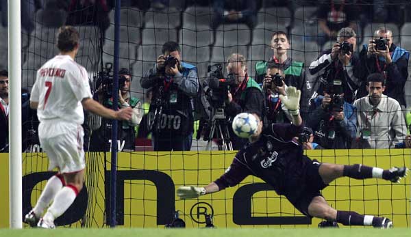 Das legendäre Champions-League-Finale 2005 zwischen dem AC Mailand und dem FC Liverpool wurde erst im Elfmeterschießen entschieden, das die Reds gewannen.
