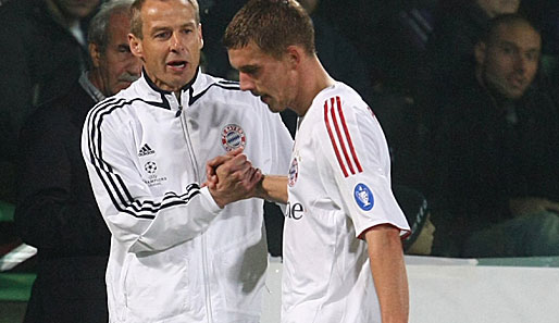 Lukas Podolski hat den Spaß am Fußball verloren. Jürgen Klinsmann baut trotzdem auf ihn.