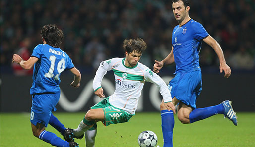 Diego (M.) und die Bremer spielten im Hinspiel gegen Famagusta 0:0