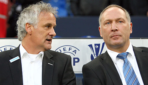 Schalke-Trainer Fred Rutten (l.) und Manager Andreas Müller dürfen einkaufen gehen