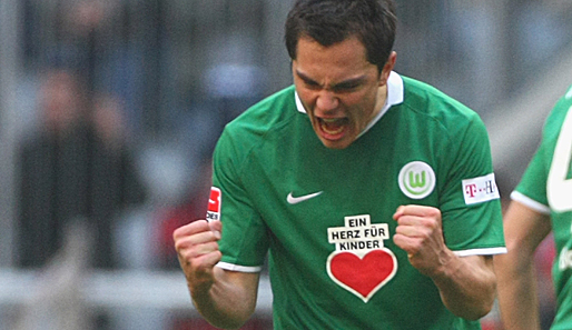 Darf sich auch in Zukunft für den VfL Wolfsburg freuen: Marcel Schäfer