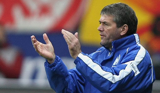 Seit Sommer 2004 ist Friedhelm Funkel Trainer von Eintracht Frankfurt