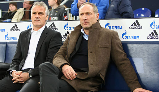 Schalke-Manager Andreas Müller (r.) vergleicht Fred Rutten mit Lucien Favre