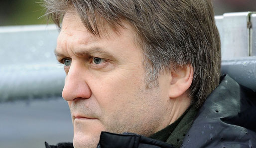 Dietmar Beiersdorfer sieht den Hamburger SV in einem "Loch"