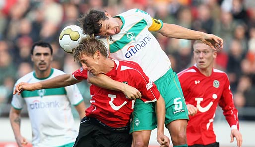 Alles andere als schiedlich friedlich trennten sich Bremen und Hannover in der Vorrunde 1:1