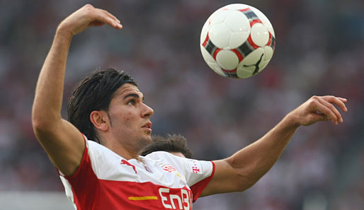 Serdar Tasci ist mit 22 Jahren bereits fester Bestandteil der deutschen Nationalmannschaft