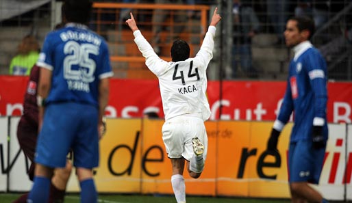 Gojko Kacar erzielte beim 3:2-Hinspielsieg den Treffer zum 2:0