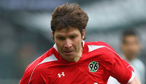 Michael Tarnat wird seine Fußballschuhe nach dem Spiel in Bielefeld an den Nagel hängen