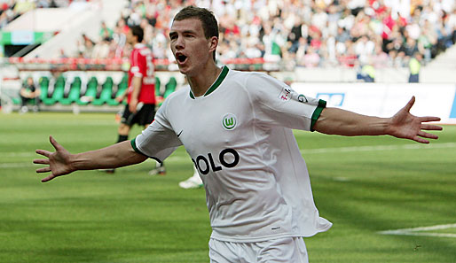 Edin Dzeko wurde gleich in seiner ersten Bundesliga-Saison Deutscher Meitser mit dem VfL