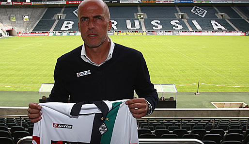 Michael Frontzeck unterschrieb in Mönchengladbach einen Zwei-Jahres-Vertrag bis 2011