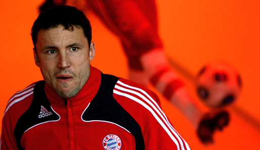 Ob Mark van Bommel auch in dieser Saison Kapitän des FC Bayern sein wird, ist noch offen