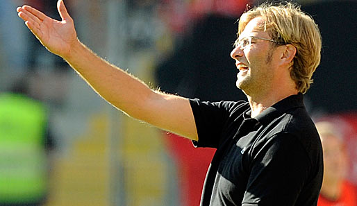 BVB-Coach Jürgen Klopp war mit der Vorstellung seiner Mannschaft in Frankfurt alles andere als zufrieden