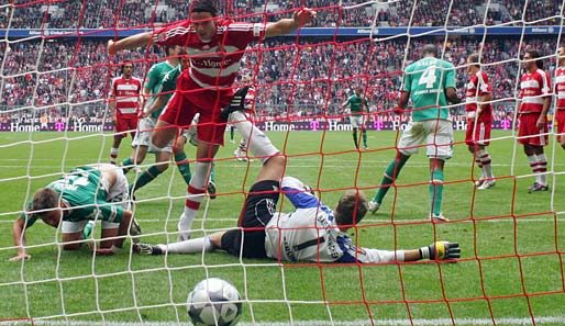 Ausgerechnet zum Oktoberfest-Auftakt 2008 gab's eine 2:5-Klatsche für Bayern gegen Werder