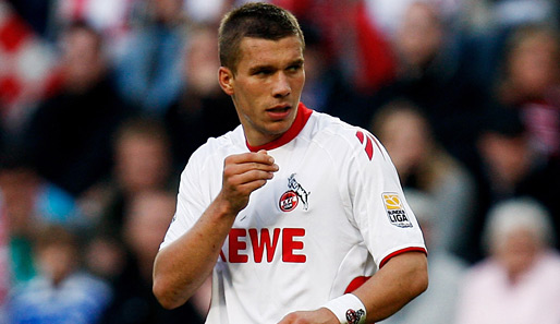 Lukas Podolski und seine Teamkollegen des 1. FC Köln bauen weiter auf Trikotsponsor REWE