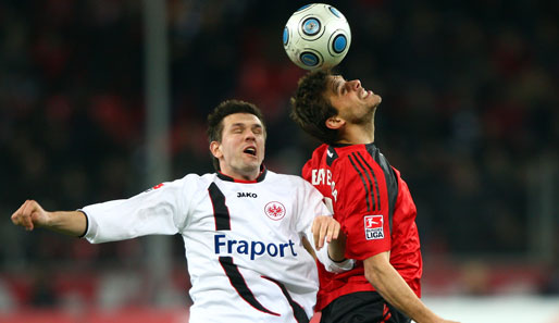 Manuel Friedrich (r.) wechselte 2007 vom FSV Mainz 05 zu Bayer Leverkusen