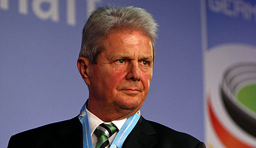 Dietmar Hopp bekam schon 1992 das Bundesverdienstkreuz am Bande