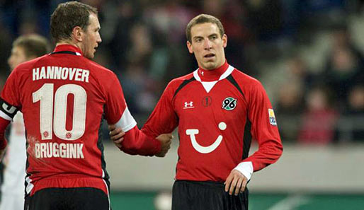 Jan Schlaudraff (r.) von Hannover 96 kam in dieser Saison erst vier Mal zum Einsatz (2 Tore)