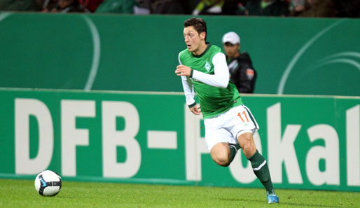 Mesut Özil steht seit 2008 bei Werder Bremen unter Vertrag