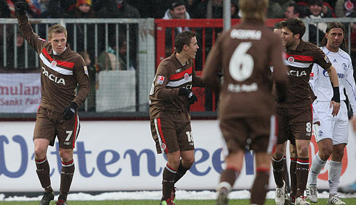 Der FC St. Pauli gewann das Testspiel gegen den FC Schalke 04 mit 2:0