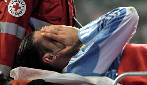 Im Spiel Deutschland - Argentinien musste Martin Demichelis verletzt ausgewechselt werden