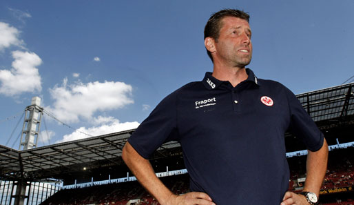 Michael Skibbe ist seit Anfang der Saison 2009/2010 Trainer von Eintracht Frankfurt