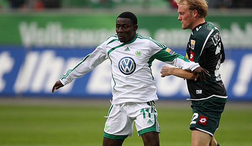 Obafemi Martins (l.) verlässt Wolfsburg in Richtung Russland
