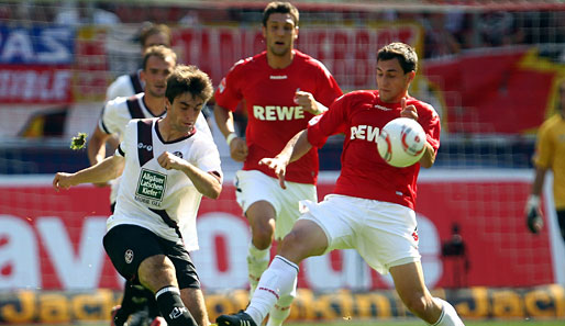 Jan Moravek (l.) wurde im ersten Bundesliga-Spiel für den FCK in der 79. Minute ausgewechselt